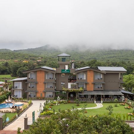 Stone Wood Hotel Amboli Amboli  Buitenkant foto